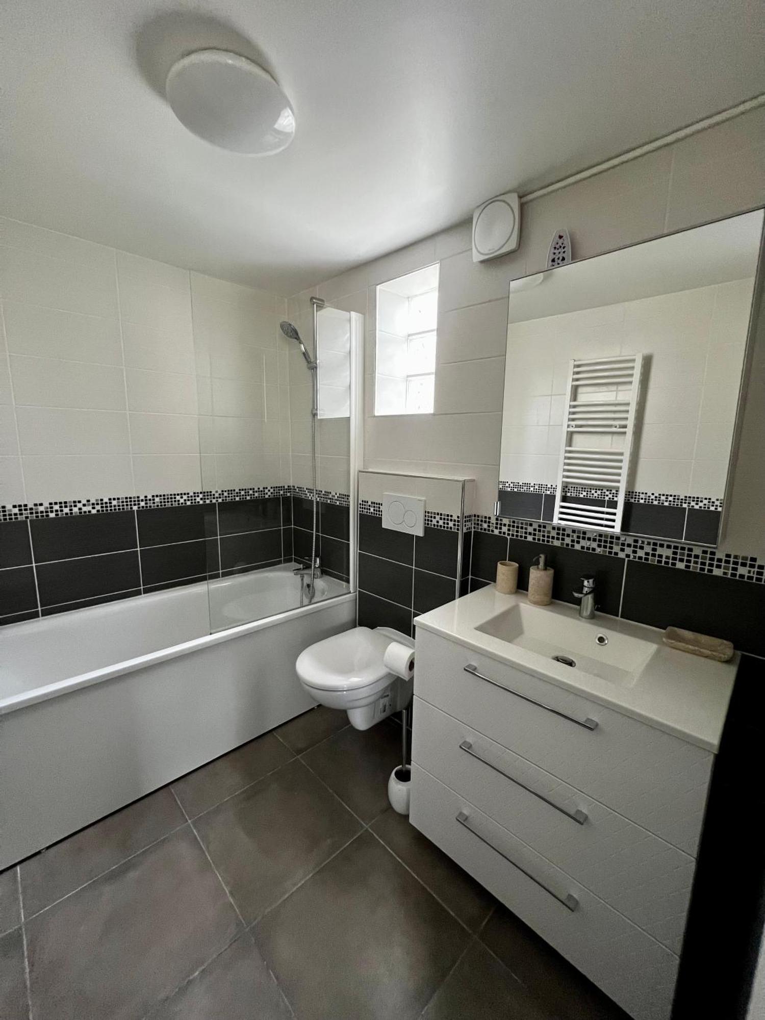 שלה Chambre Dans Maison Meuliere Avec Jardin מראה חיצוני תמונה